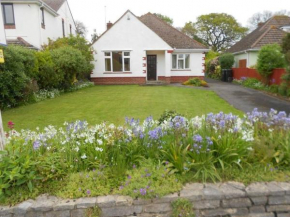 BOURNECOAST: LOVELY BUNGALOW NEAR THE SEA - HB2087